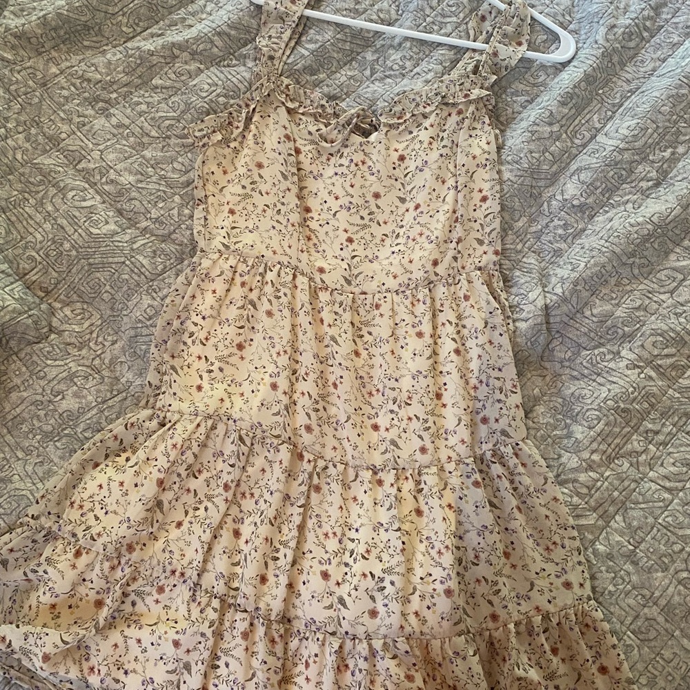 ALTAR’D STATE Floral Off-White MIDI Dress